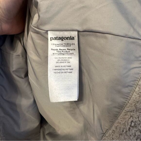 Patagonia Fleece Zip Up - Picture 5 of 6